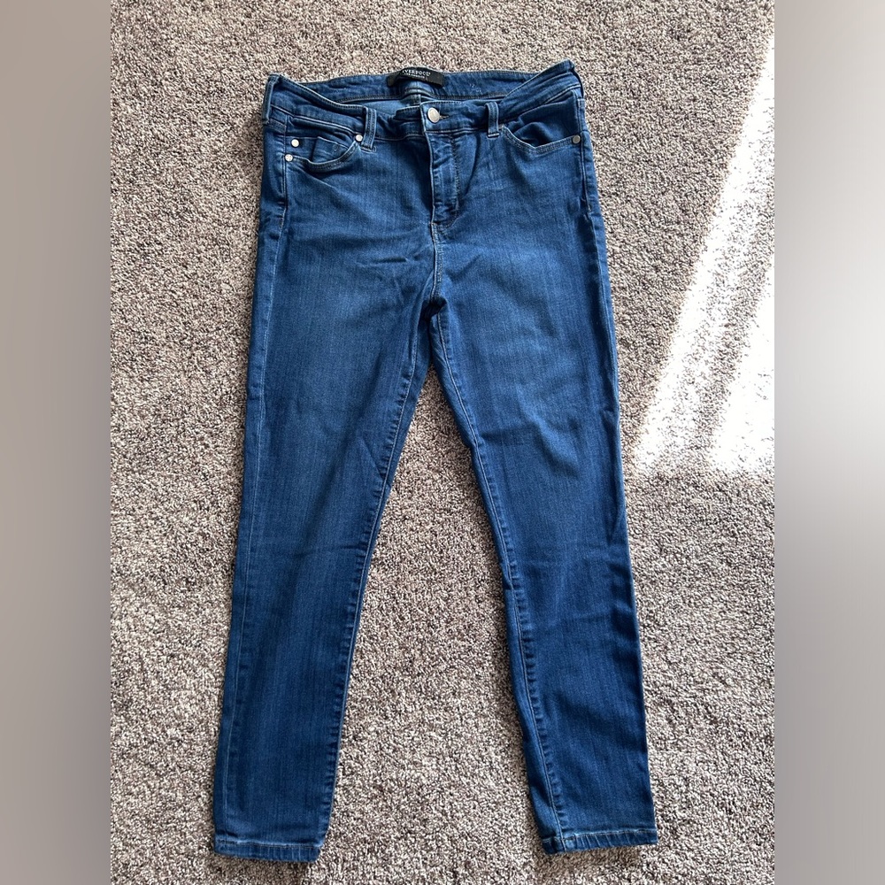 LIVERPOOL PETITE ABBY ANKLE SKINNY HIGH PERFORMANCE DENIM. 12P